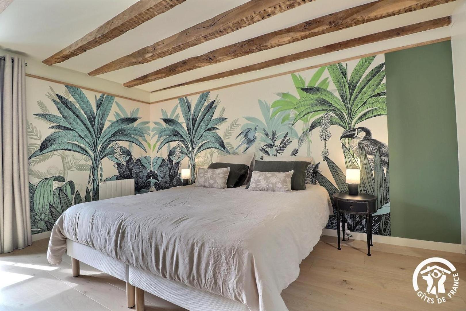 Bed and Breakfast Le Jardin De Quercus Bazouges-la-Perouse Екстер'єр фото